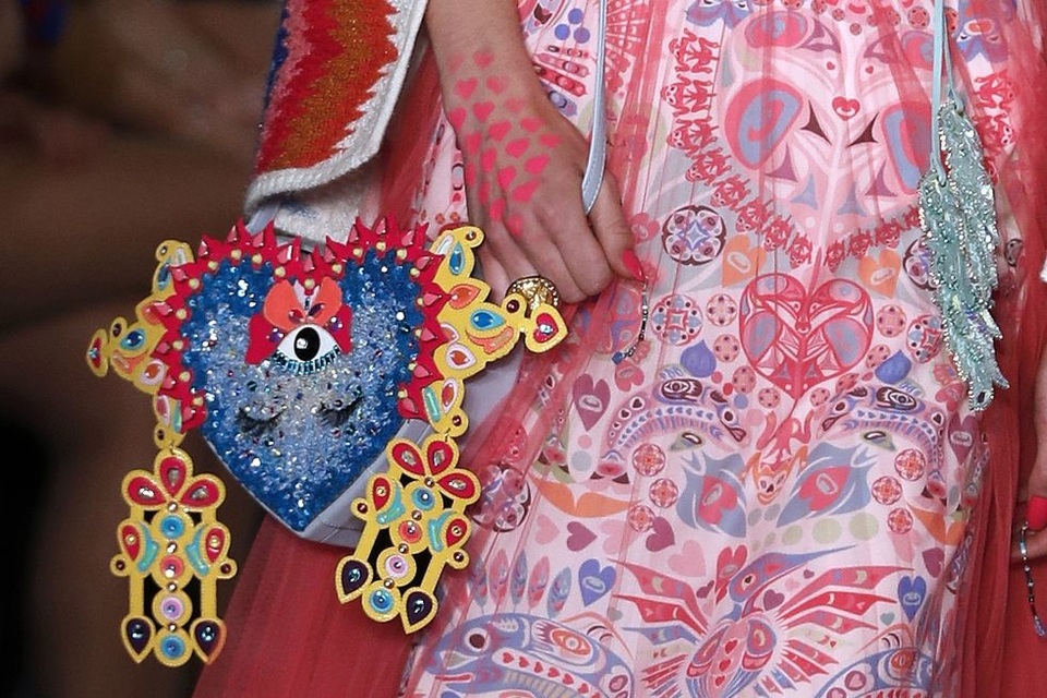 Những mẫu túi sành điệu cho mùa thu đông - 15 
Manish Arora