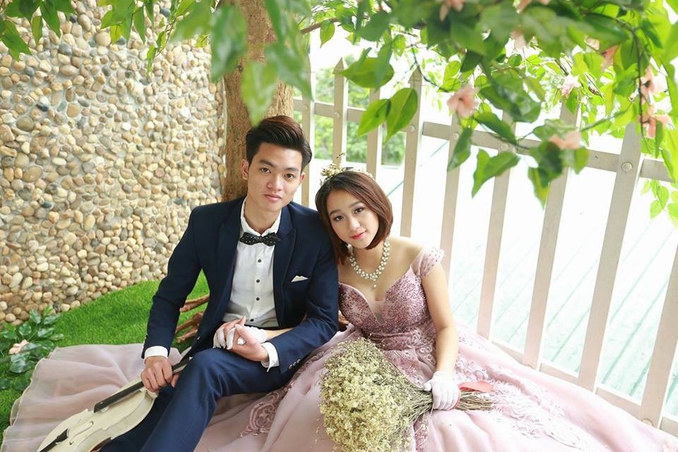 Thiệp mời cưới “lệnh bắt giữ” lạ lẫm của cặp đôi Tuyên Quang - 2 Thanh Tùng và Hoài Thu