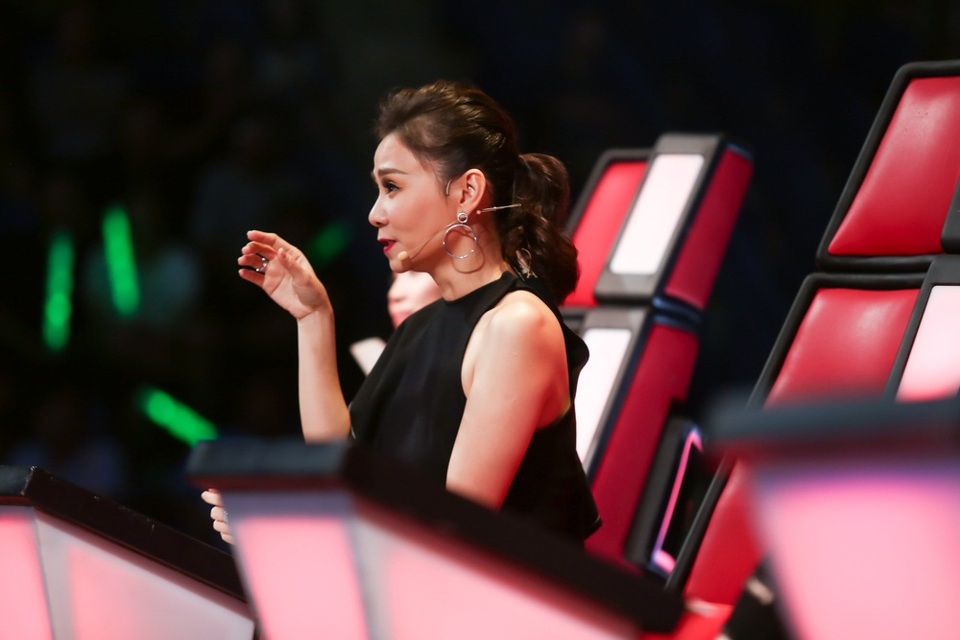 Thu Minh "sợ" Noo Phước Thịnh vì "giọng ca phi giới tính" - 6 Thu Minh xúc động vì học trò.