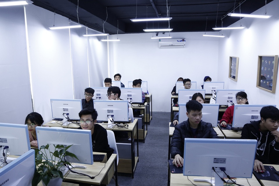 Tương lai được săn đón của sinh viên ngành Thiết kế đồ họa - 2 \Giờ học tại Master Media.