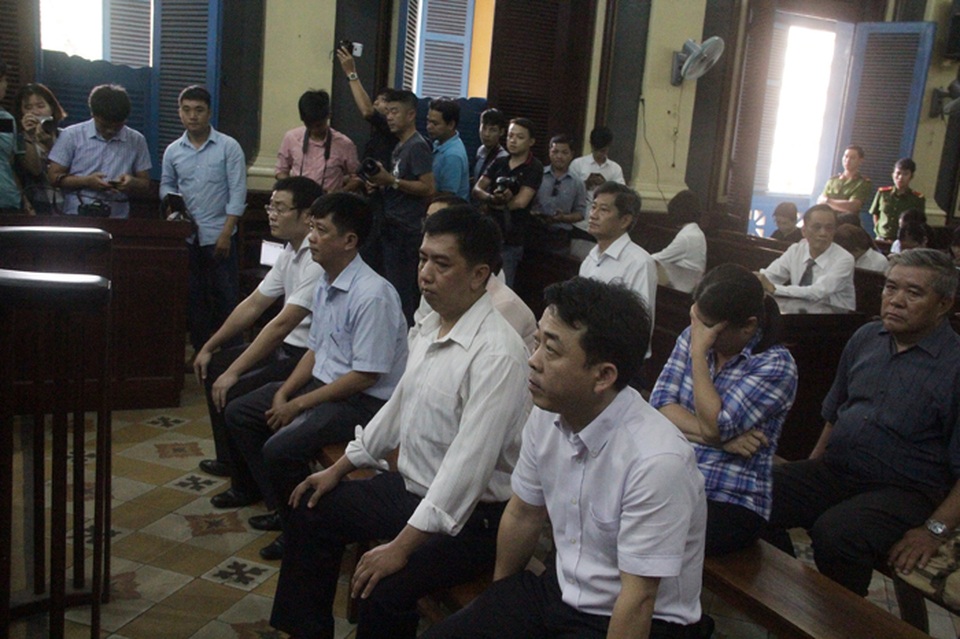 Phúc thẩm vụ VN Pharma: Bắt nguyên Tổng giám đốc Nguyễn Minh Hùng tại tòa - 9 Các bị cáo trong phiên xử buối sáng