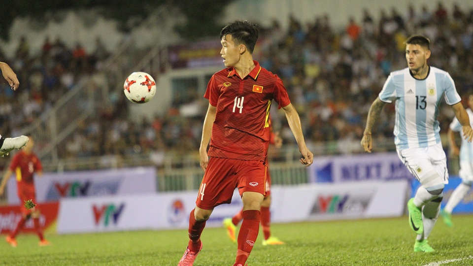 “U20 Việt Nam chẳng thu được gì từ trận thua U20 Argentina” - 1 Đẳng cấp quá chênh lệch khiến các thử nghiệm quan trọng nhất của U20 Việt Nam đều bất thành (ảnh: Trọng Vũ)