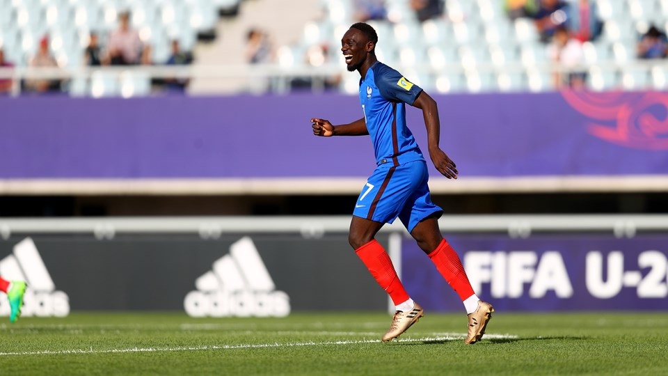 Những khoảnh khắc U20 Việt Nam thua “tâm phục khẩu phục” U20 Pháp - 15
Pháp giành vé vào vòng 1/8 World Cup U20 2017 sau hai trận toàn thắng