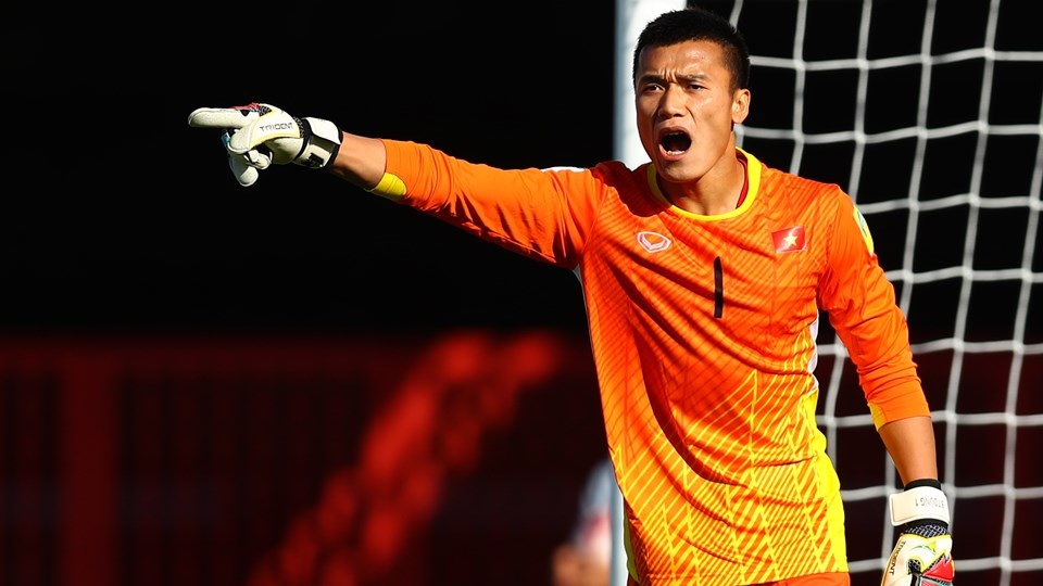 Những khoảnh khắc U20 Việt Nam thua “tâm phục khẩu phục” U20 Pháp - 4
Thủ môn Tiến Dũng làm việc đầy vất vả ở trận đấu này