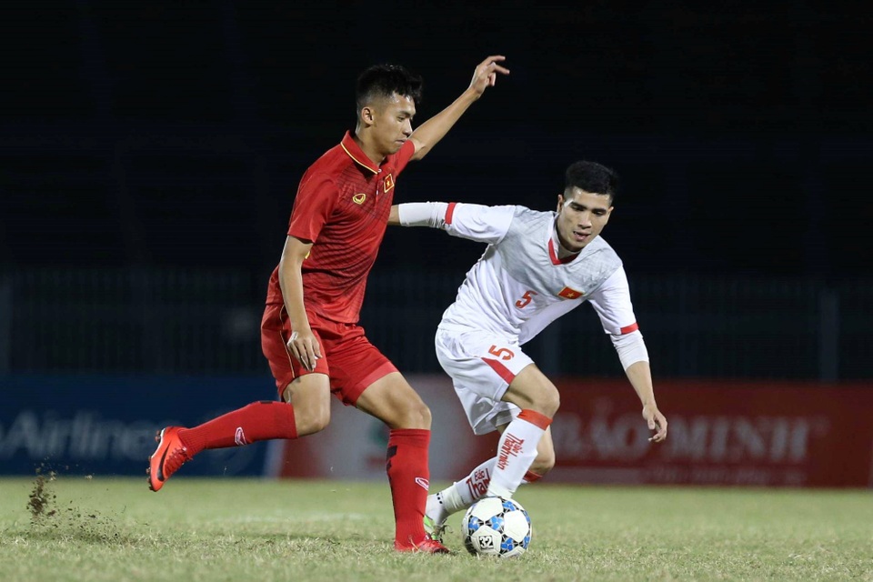 U21 Việt Nam thắng đàn em U19 Việt Nam tại giải U21 quốc tế - 1 U21 Việt Nam đánh bại đàn em U19 Việt Nam