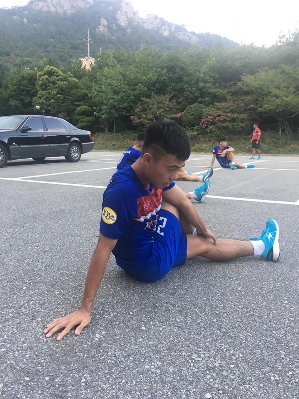 Di chuyển “hành xác”, U22 Việt Nam tập ngay sau khi tới Hàn Quốc - 3