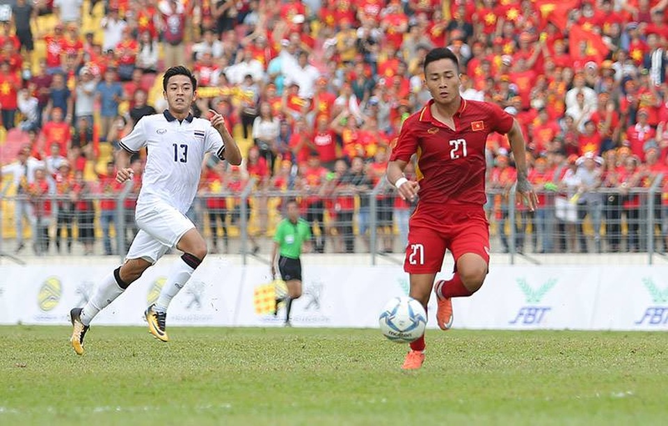 Thua đậm Thái Lan, U22 Việt Nam chia tay SEA Games 29 - 5
Tuấn Tài không thể mang lại sự khác biệt trên hàng công