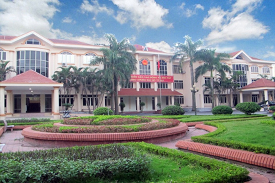 Vĩnh Phúc: Chủ tịch huyện bất ngờ viết đơn xin nghỉ việc - 1 Trụ sở UBND huyện Yên Lạc. (Ảnh: vinhphuc.gov.vn).