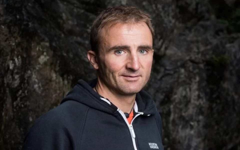 Vận động viên Thụy Sỹ Ueli Steck tử nạn ngay gần Everest - 1 Chân dung nhà leo núi Ueli Steck xấu số nổi tiếng người Thụy Sỹ