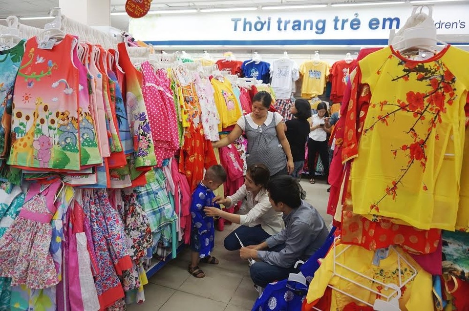 Người dân cả nước bắt đầu tưng bừng sắm tết - 1