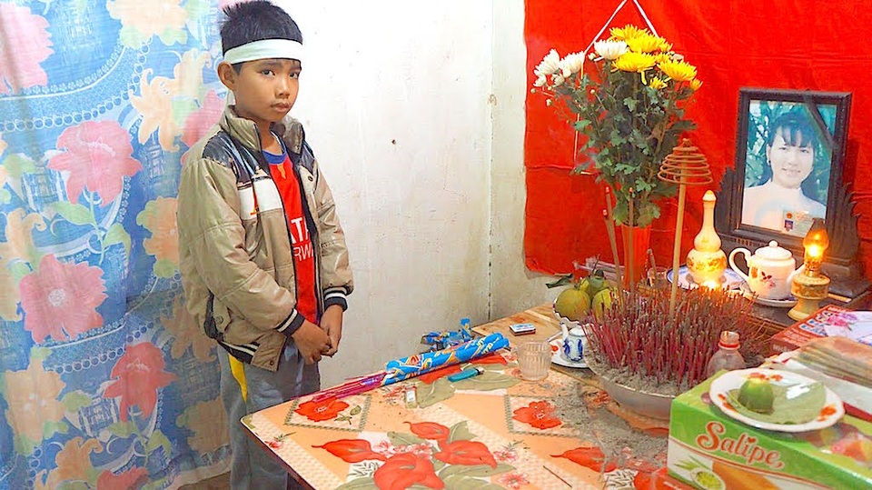 Thụ ước mơ sau này học lên đại học trở thành bác sĩ chữa bệnh cho người nghèo.