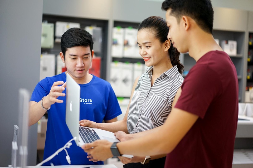 Mua iPhone, lỗi là đổi, bao xài 60 ngày - 2 Mua iPhone, lỗi là đổi, bao xài 60 ngày - 2
