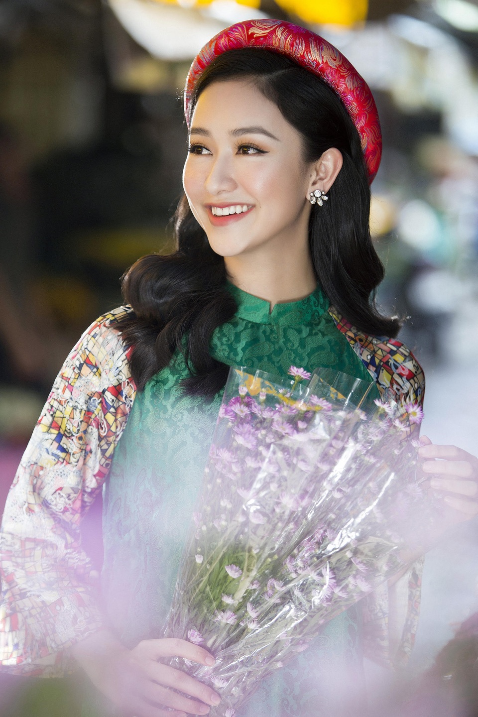 Á hậu Hà Thu bồi hồi nhớ Tết tuổi thơ ở cố đô Huế - 4 Á hậu Hà Thu bồi hồi nhớ Tết tuổi thơ ở cố đô Huế - 4