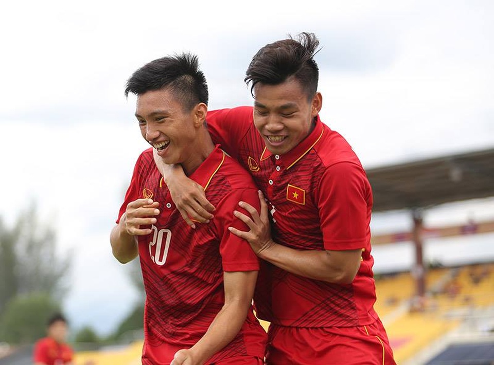 Những điểm nhấn sau chiến thắng của U22 Việt Nam trước Đông Timor - 1 Văn Hậu là điểm sáng của U22 Việt Nam ở trận gặp U22 Đông Timor. Ảnh: Q.H