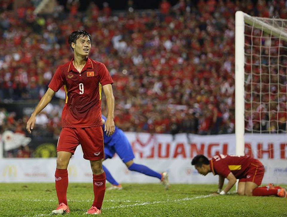 U22 Việt Nam 0-0 U22 Indonesia: Chia điểm đáng tiếc - 5
Văn Toàn chơi nổi bật nhất trong hiệp thi đấu thứ nhất, ảnh: Q.H