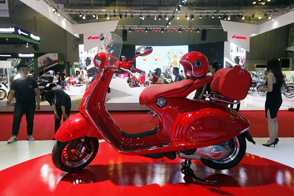 Vespa 946 RED - Hơn cả thời trang - 10 Vespa 946 RED - Hơn cả thời trang - 10