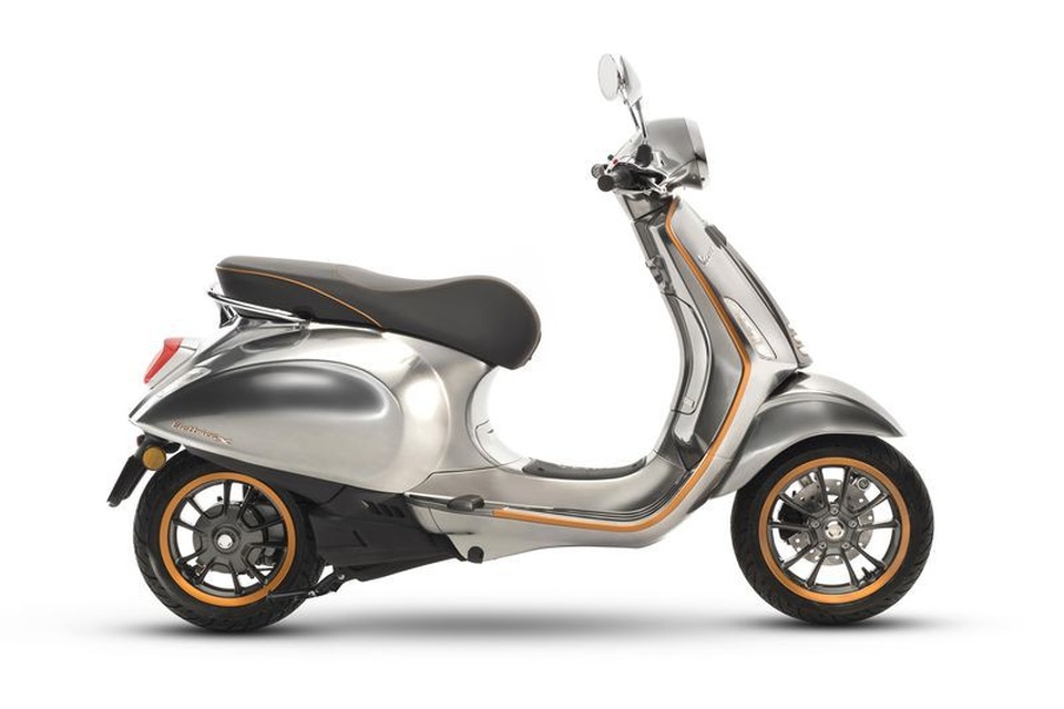 Vespa giới thiệu mẫu xe máy điện Electtrica - 4 Vespa giới thiệu mẫu xe máy điện Electtrica - 4