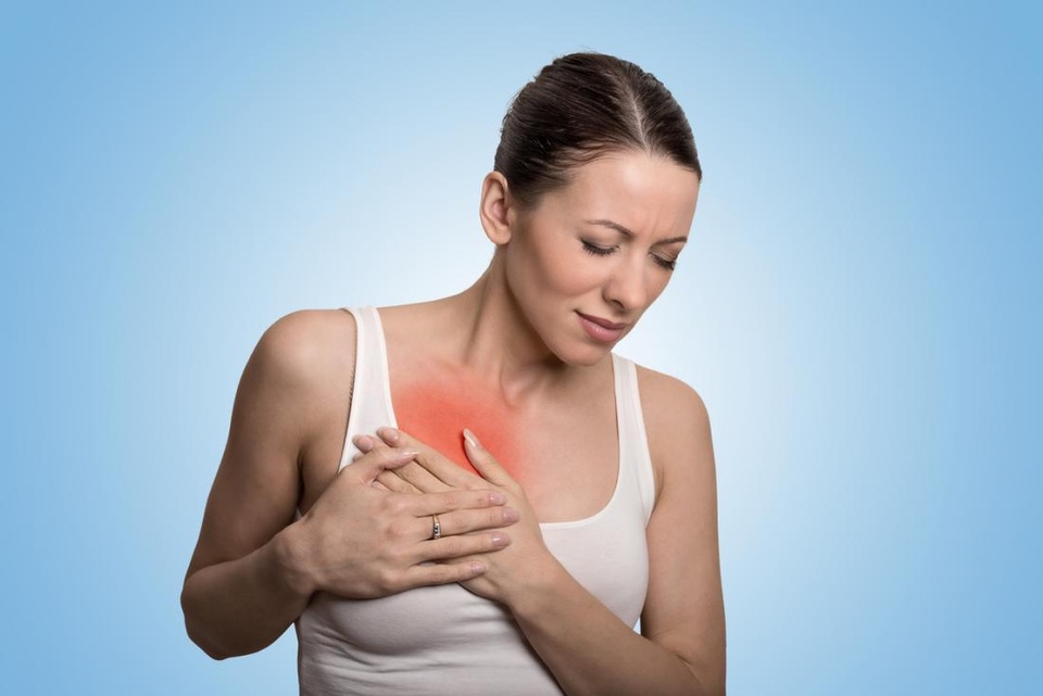 Vết bầm tím trên ngực có đáng ngại không? - 3 Nhiễm trùng mô vú ở các bà mẹ đang nuôi con bú có thể là viêm tuyến vú.