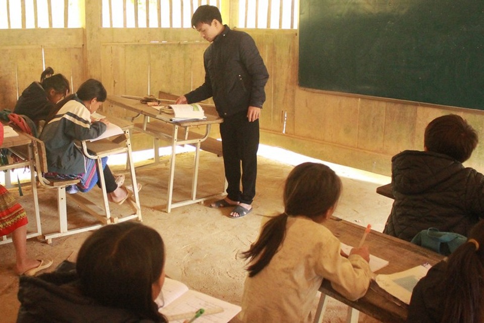 Đã giải quyết cho hàng chục giáo viên xin chuyển trường đầu năm học - 2 Còn nhiều giáo viên có nguyện vọng xin chuyển trường