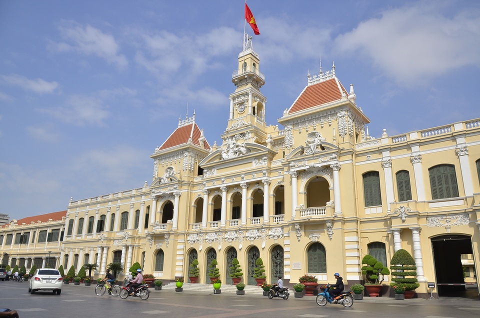 Ông Đoàn Ngọc Hải lý giải vì sao không đập bậc thềm tòa nhà UBND TPHCM - 4
Theo ông Hải, cả các bậc thềm lẫn toà nhà UBND TPHCM đều thuộc diện phải được bảo tồn nên không thể đập bỏ.