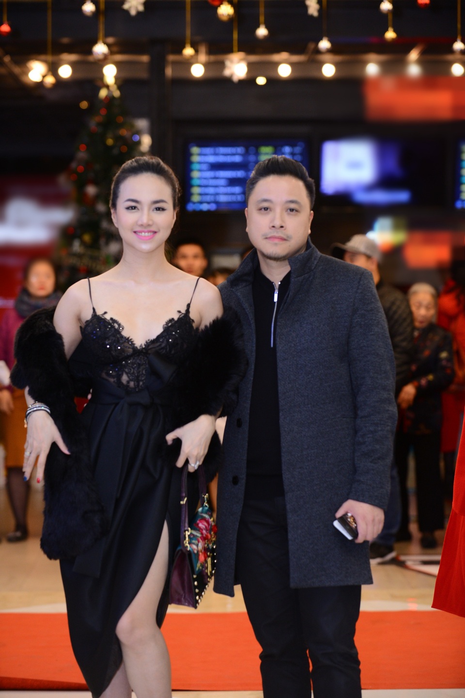 Hạnh phúc viên mãn với cuộc sống hôn nhân, diễn viên Đinh Ngọc Diệp tập trung toàn bộ tâm trí sát cánh cùng các dự án của ông xã Victor Vũ.