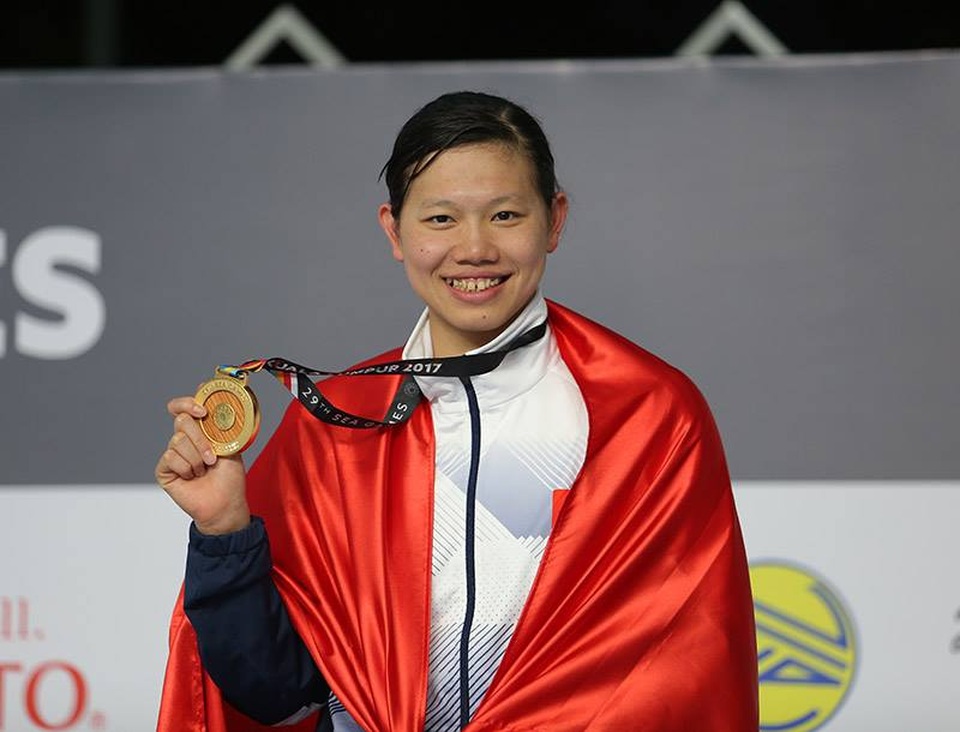 Nhật ký SEA Games 29 ngày 25/8: Kình ngư 15 tuổi Kim Sơn phá kỷ lục SEA Games - 12
Ánh Viên khoe HCV 400m hỗn hợp nữ, đây là huy chương thứ sáu của cô tại SEA Games 29