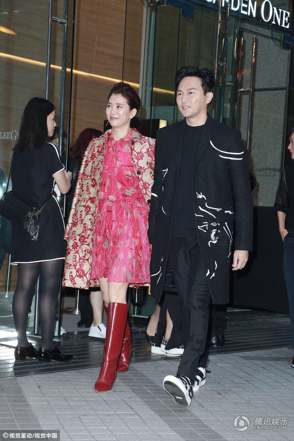 Viên Vịnh Nghi lại dính tin đồn bầu bí - 10