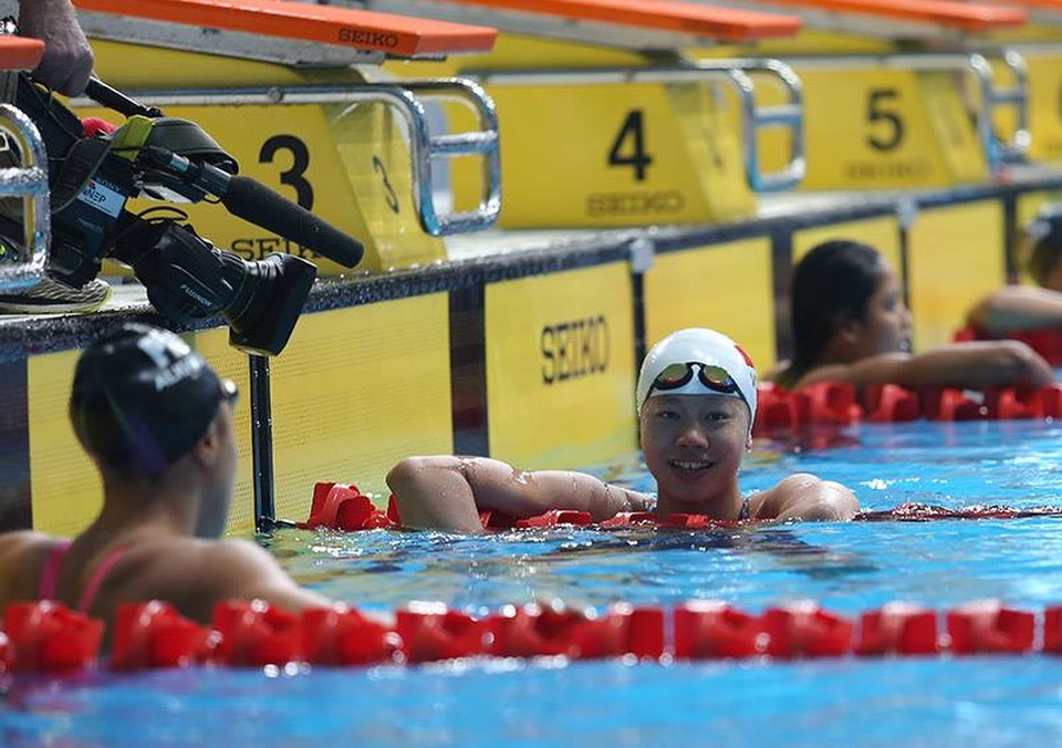 Nhật ký SEA Games ngày 26/8: Ánh Viên hoàn tất 8 HCV, bóng bàn giành HCV lịch sử - 9
Nụ cười rạng ngời của Ánh Viên, sau tấm HCV 200m tự do nữ