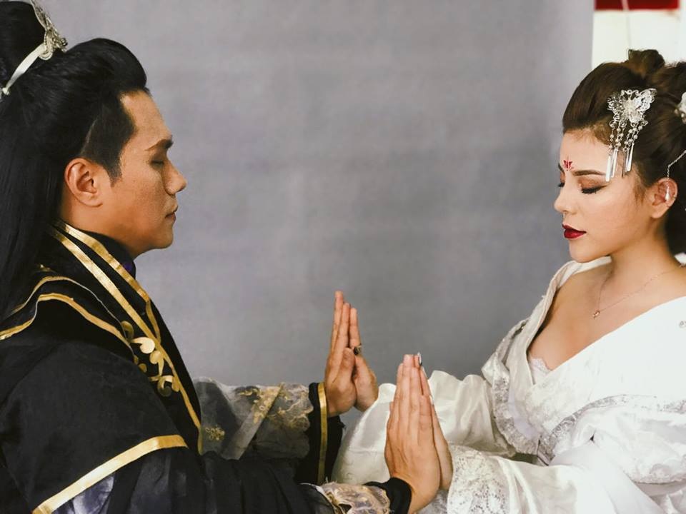 Bảo Thanh khoe thân hình thon gọn, Việt Anh lạ lẫm với ảnh cổ trang - 9 Nam diễn viên Việt Anh còn gây bất ngờ khi chia sẻ hình ảnh trên trang cá nhân với style cổ trang lạ lẫm so với hình ảnh quen thuộc thường thấy.