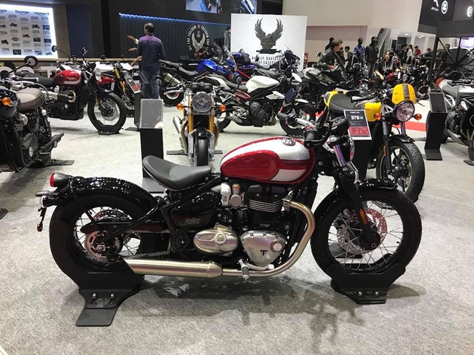 Khai mạc triển lãm Vietnam International Motor Show 2017 - 5
Thương hiệu môtô Triumph của Anh vừa chính thức có mặt tại Việt Nam cũng đã kịp góp mặt