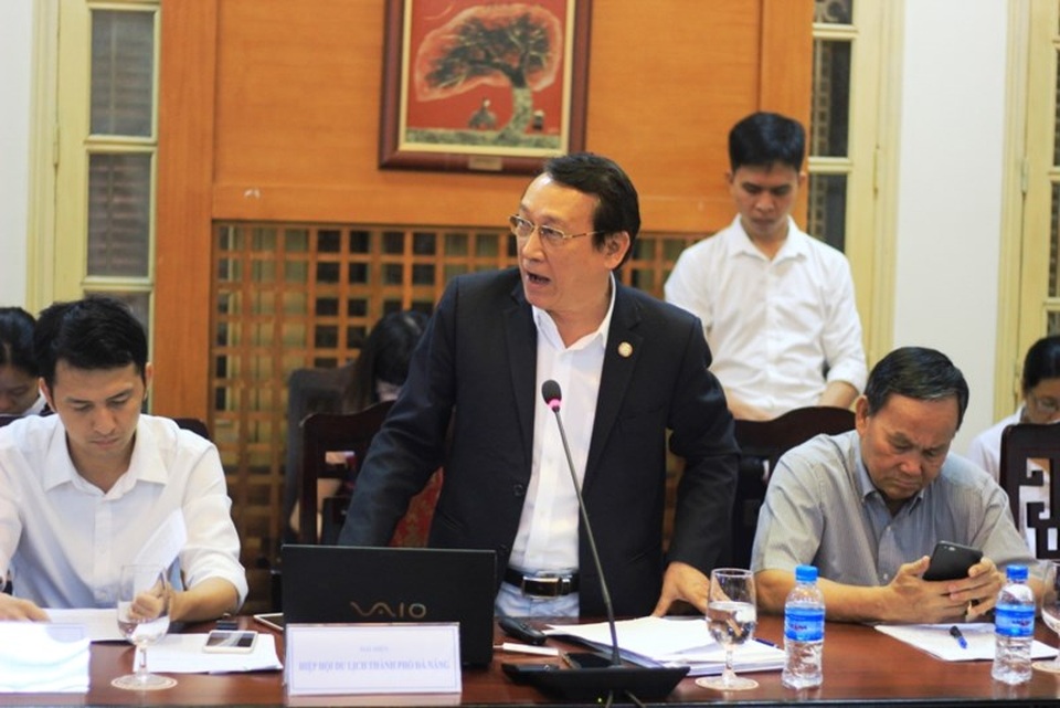 Bộ Văn hoá yêu cầu xử lý phát ngôn của ông Huỳnh Tấn Vinh về Sơn Trà - 1 Ông Huỳnh Tấn Vinh phát biểu tại một buổi toạ đàm liên quan đến vấn đề quy hoạch Sơn Trà. Ảnh: VT.