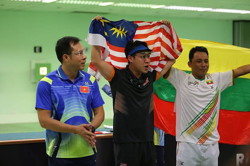 Nhật ký SEA Games ngày 26/8: Ánh Viên hoàn tất 8 HCV, bóng bàn giành HCV lịch sử - 31
Đối thủ người Malaysia giành HCV