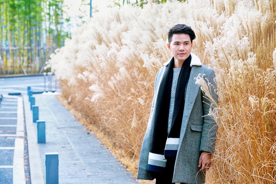 Tuyết rơi phủ trắng xóa khắp nơi như bao trùm lên cảnh vật hoang sơ ở Pyeong Chang - nơi tổ chức Olympic 2018 - khiến nơi đây trở nên thơ mộng hơn bao giờ hết.