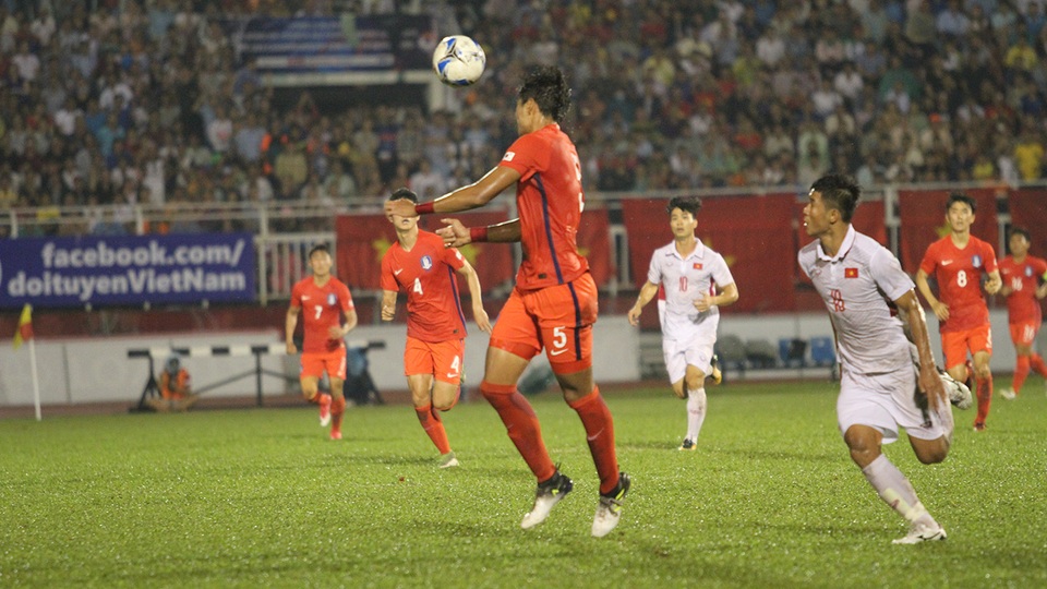 Công Phượng lập siêu phẩm, U22 Việt Nam vẫn thua Hàn Quốc - 5
U22 Hàn Quốc cho thấy sự vượt trội nhờ nền tảng thể lực dồi dào