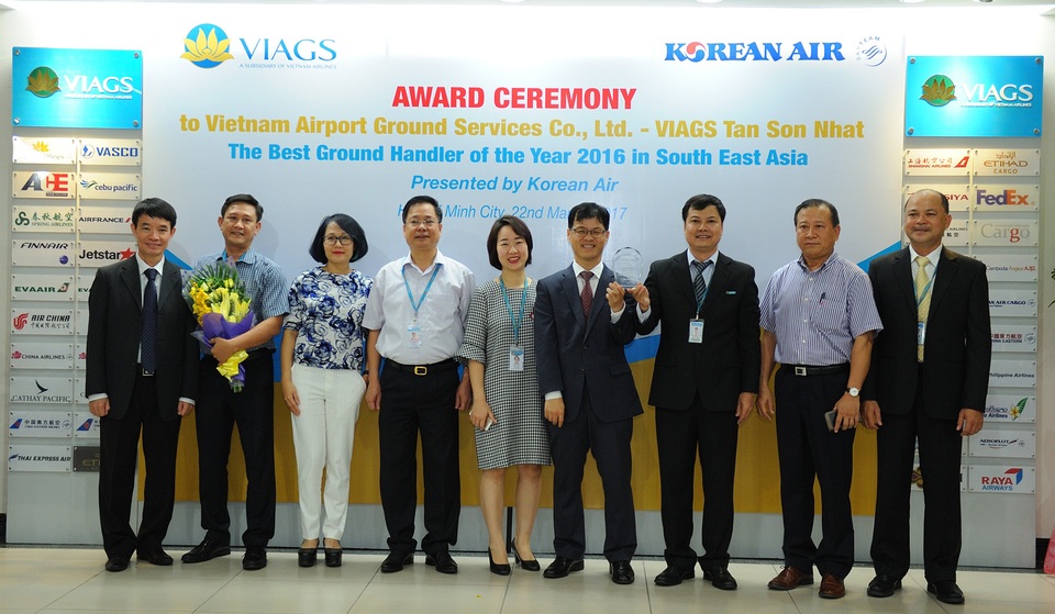 Việt Nam đoạt giải chất lượng dịch vụ hàng không tốt nhất Đông Nam Á - 1 VIAGS - Vietnam Airlines nhận danh hiệu chất lượng dịch vụ tốt nhất khu vực Đông Nam Á ngày 22/3