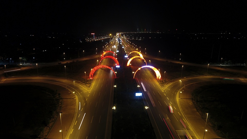 Người dân cả nước hân hoan trong phút giao thừa - 106 Người dân cả nước hân hoan trong phút giao thừa - 106