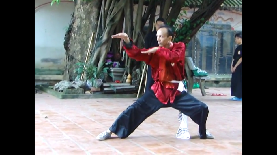 Võ sư Trương Văn Hoà. Ảnh: cắt từ clip.