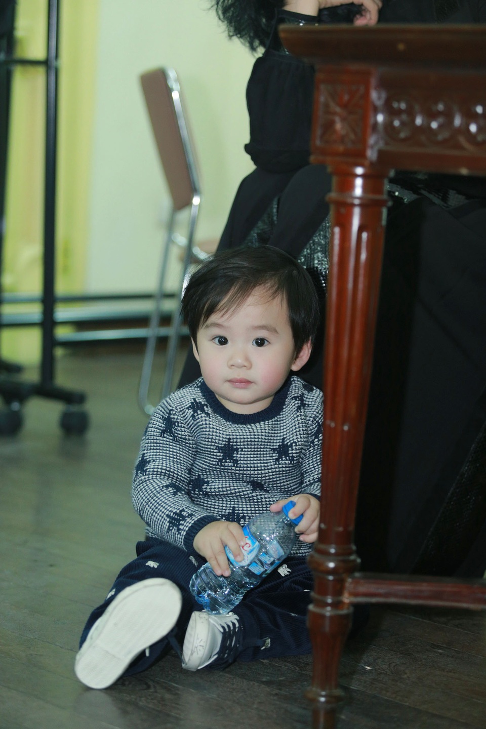 Tùng Dương lần đầu công khai nhan sắc của người vợ bí ẩn - 5 Tùng Dương cho rằng, cuộc sống và âm nhạc của anh có nhiều thay đổi kể từ khi con trai ra đời.