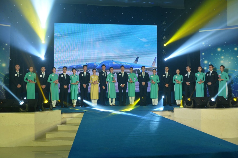 "Lộ diện" 20 tiếp viên Vietnam Airlines có hình thể đẹp nhất - 1 20 tiếp thí sinh tham gia vòng 2 cuộc thi Tiếp viên hàng không thanh lịch