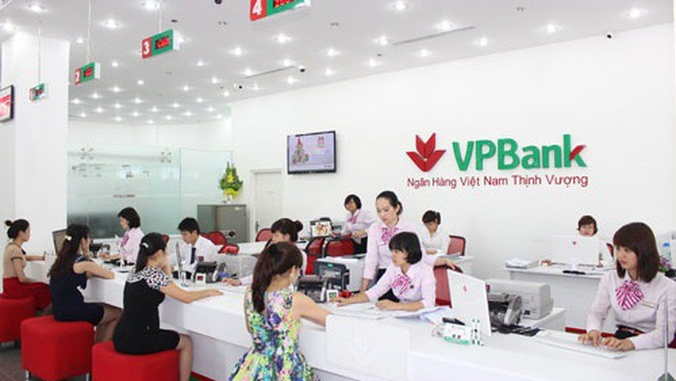Vợ CEO VPBank Nguyễn Đức Vinh hoàn tất thương vụ 400 tỷ đồng - 1
Trong 9 tháng đầu năm nay, VPBank đạt lợi nhuận trước thuế hơn 5.600 tỷ đồng, đứng thứ 3 trong hệ thống sau Vietcombank và VietinBank.