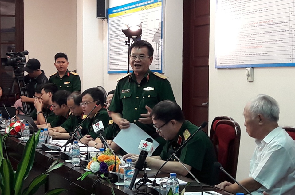 Quân đội làm kinh tế: So sánh với bài học tham nhũng từ Trung Quốc? - 2 Thiếu tướng Vũ Hồng Thắng cho biết đề án sắp xếp lại các DN quân đội đã được Quân uỷ TƯ thông qua, chờ Thủ tướng phê duyệt để thực hiện.