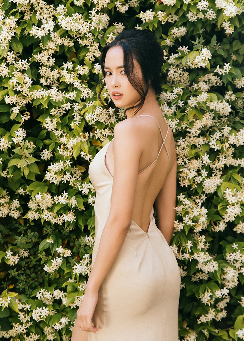 Vũ Ngọc Anh: “Chia tay không nằm khóc, cứ lên máy bay đi du lịch thôi” - 7