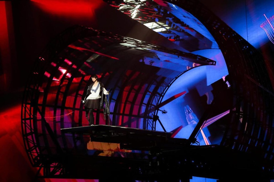 Tạ Đình Phong vắng mặt trong show diễn trở lại của Vương Phi - 9 Tạ Đình Phong vắng mặt trong show diễn trở lại của Vương Phi - 9