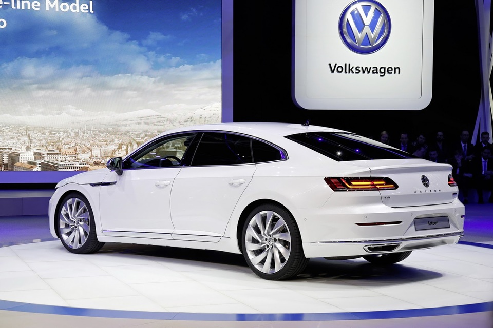 Cận cảnh tân binh Arteon thay thế Volkswagen CC - 2 Cận cảnh tân binh Arteon thay thế Volkswagen CC - 2