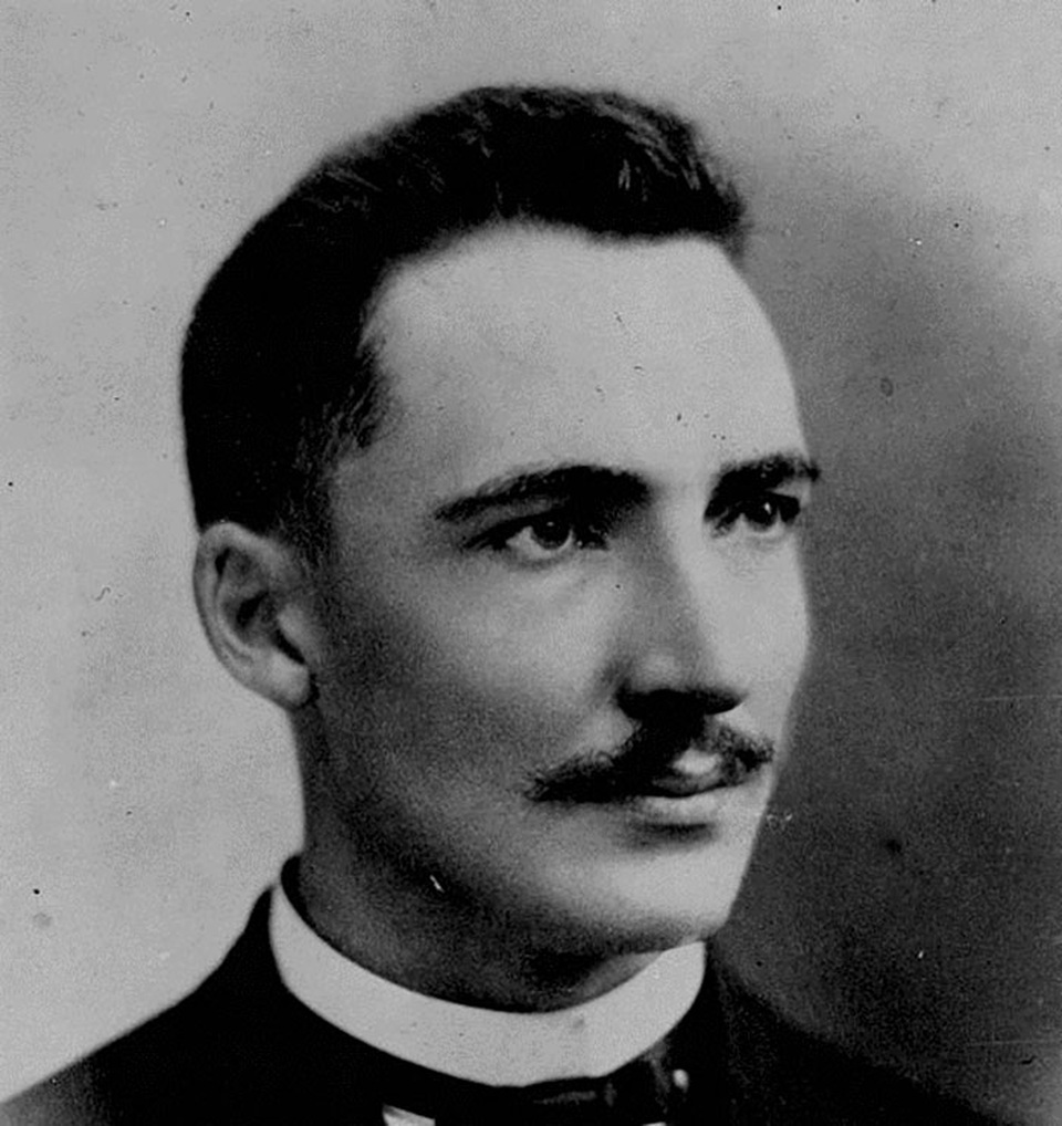 Bộ ảnh chân dung nhiều đời Tổng Thống Mỹ khi còn trẻ - 20 Warren G. Harding, 21 tuổi