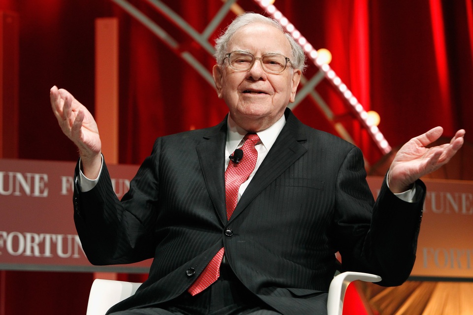 Tỷ phú Warren Buffett bay mất 1,53 tỷ USD chỉ trong 1 ngày - 1
Tỷ phú Warren Buffett đã trở thành người mất nhiều tiền nhất thế giới trong ngày 5/9. (Nguồn: Time)