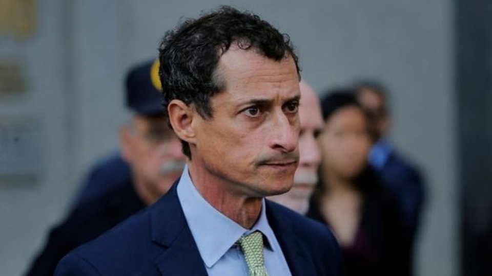 Cựu nghị sĩ Mỹ đi tù vì gửi ảnh “khoe thân” dụ dỗ trẻ vị thành niên - 1 Ông Anthony Weiner (Ảnh: Getty)