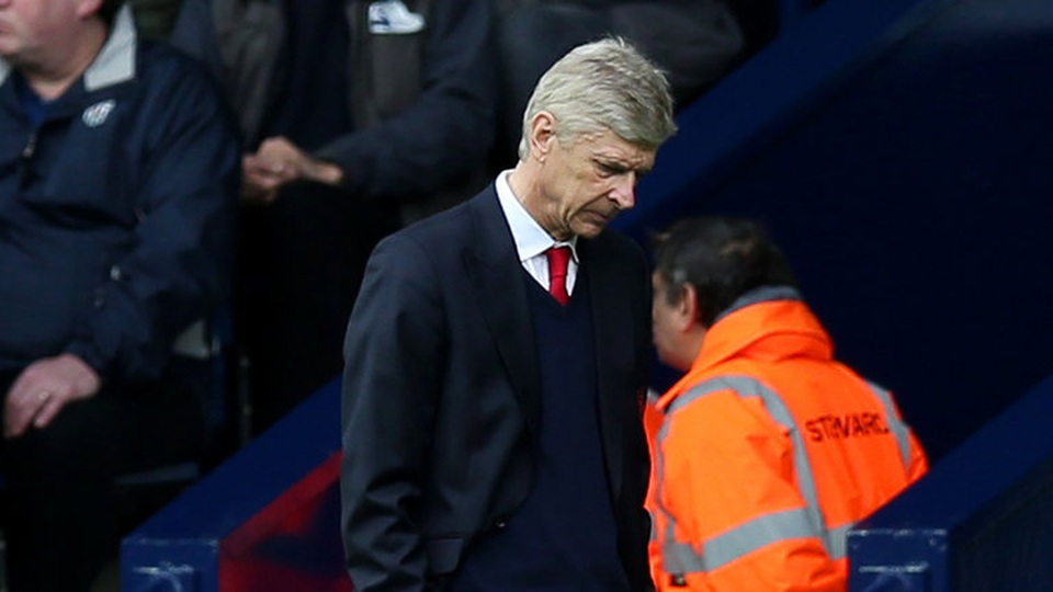 Arsenal và bài học về “bóng ma” của MU thời hậu Sir Alex - 1 HLV Wenger là sự bất thường trong bóng đá hiện đại