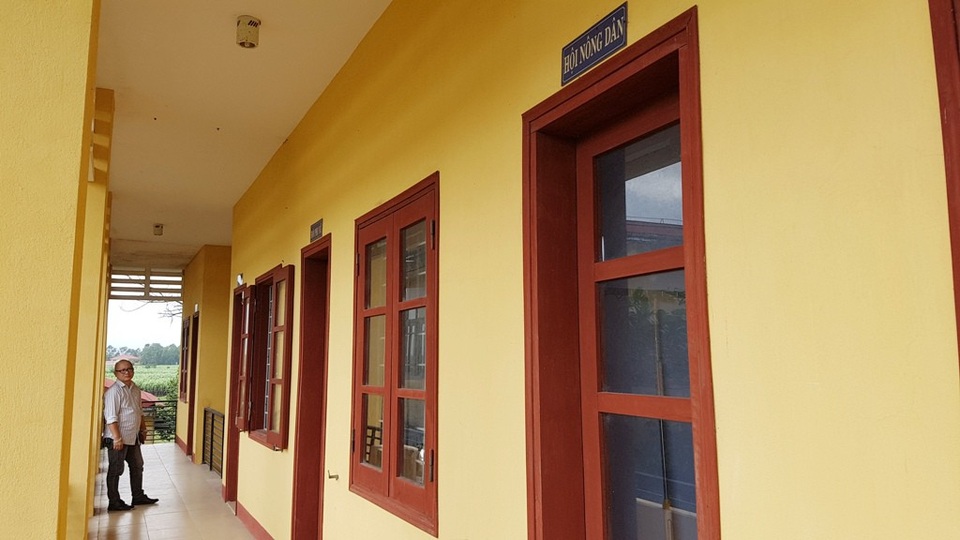 Thêm 1 trụ sở xã “đi gần hết người” trong giờ làm việc - 1 Nhiều phòng ban đóng cửa tại xã Quảng Phú, huyện Quảng Điền vào hơn 10h sáng ngày 1/12