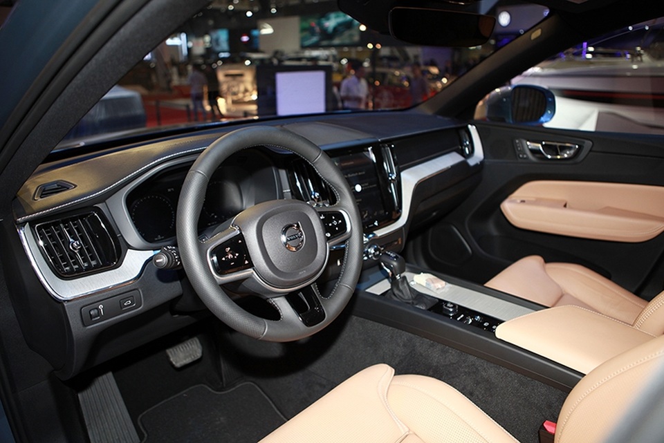 Volvo XC60 thế hệ mới có giá từ 2,45 tỉ đồng - 5 Volvo XC60 thế hệ mới có giá từ 2,45 tỉ đồng - 5